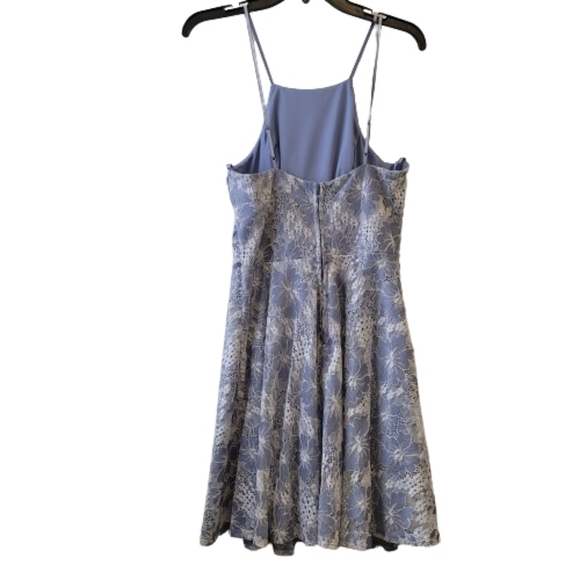 CITY Triangles blue and white halter top dress various sizes - Picture 2 of 7